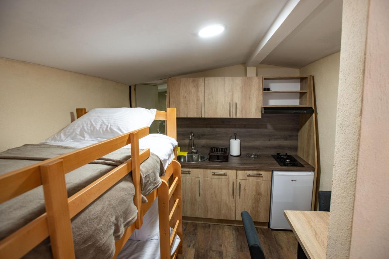Apartmani Sp Jovanovic Crni Vrh 外观 照片