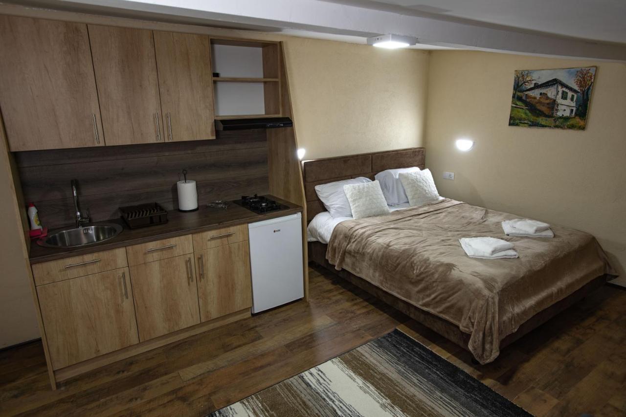 Apartmani Sp Jovanovic Crni Vrh 外观 照片